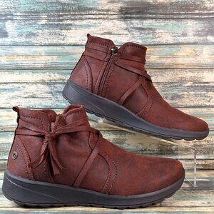 Bzees Ankle Boot Womens Size 10M Gusto Brown Wedge Lightweight Zip Soft Comfort